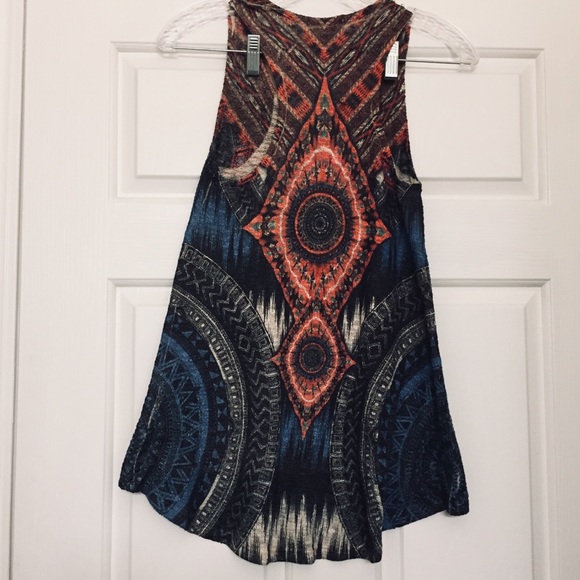 Mandala Hi-Lo Tank - Picture 4 of 4